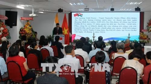 印度独立日72周年见面会在胡志明市举行 图自越通社 印度独立日72周年见面会在胡志明市举行 图自越通社