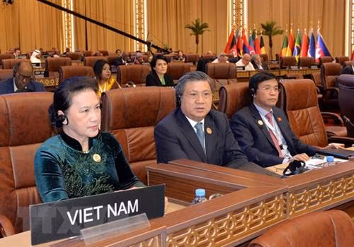 越南国会主席阮氏金银出席各国议会联盟第140届大会。图自越通社图自越通社 越南国会主席阮氏金银出席各国议会联盟第140届大会。图自越通社图自越通社