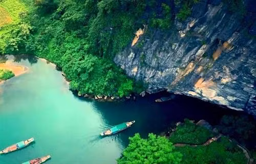 丰芽-格邦获《孤独星球》杂志评选为越南最值得体验的旅游之地。图自互联网 丰芽-格邦获《孤独星球》杂志评选为越南最值得体验的旅游之地。图自互联网
