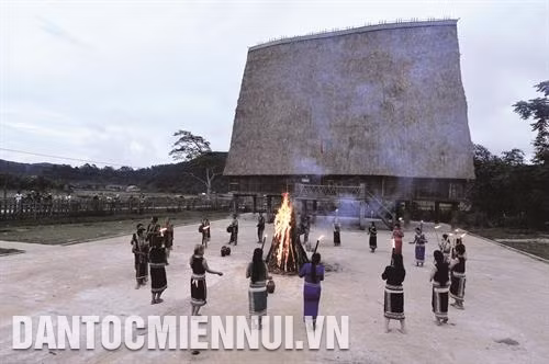 勒曼族的龙屋。