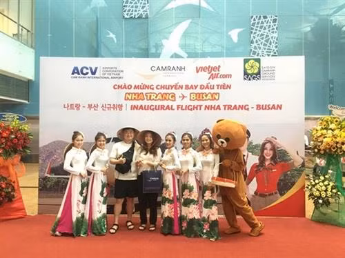 越捷开通越南芽庄至韩国釜山直达航线。图自https://www.vietjetair.com 越捷开通越南芽庄至韩国釜山直达航线。图自https://www.vietjetair.com