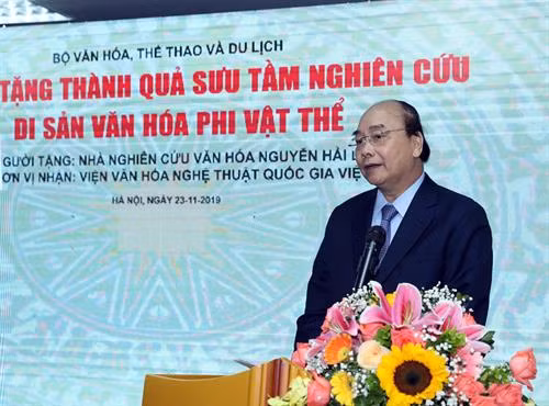阮春福在仪式上发表讲话。图自越通社