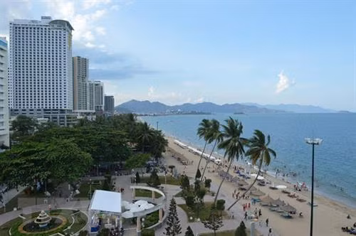 庆和省芽庄海滩 图自越通社 庆和省芽庄海滩 图自越通社