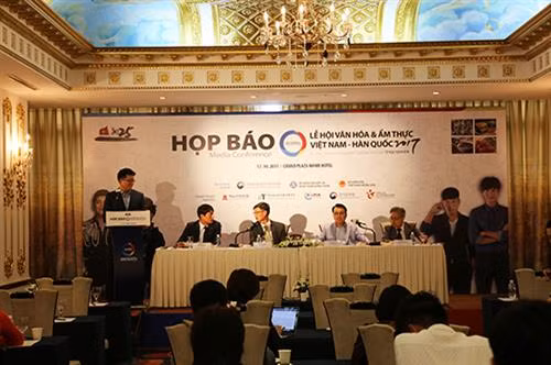 2017年越韩饮食与文化节新闻发布会。(图片来源:因特网) 2017年越韩饮食与文化节新闻发布会。(图片来源:因特网)