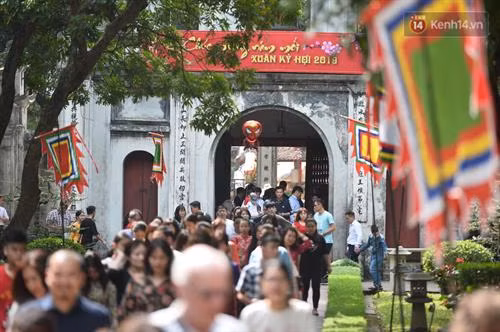 2019年10月份,首都河内接待游客量230万人次,同比增长11.5%。图自互联网 2019年10月份,首都河内接待游客量230万人次,同比增长11.5%。图自互联网