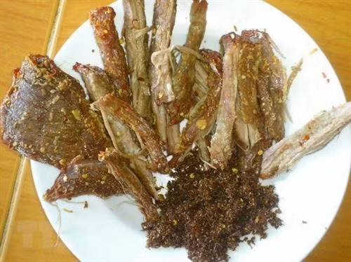 一晒牛肉——越南“火炉”西原地区的土产 ảnh 1 一晒牛肉——越南“火炉”西原地区的土产 ảnh 1