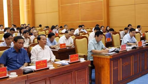 参会代表。图自互联网