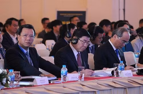 与会代表。图自因特网 与会代表。图自因特网