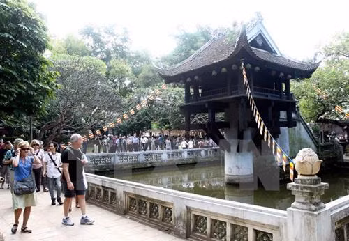 赴河内市旅游的游客。(图片来源:越通社) 赴河内市旅游的游客。(图片来源:越通社)