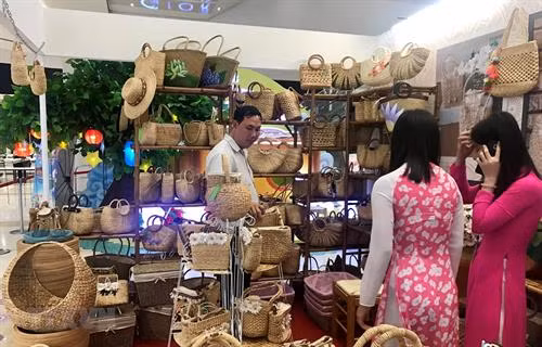 附图:越南手工艺品对瑞典出口。图自越通社 附图:越南手工艺品对瑞典出口。图自越通社
