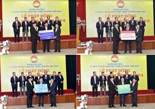Techcombank、VPBanh、HDBank等银行向政府防疫工作捐助1100亿越盾。图自越通社 Techcombank、VPBanh、HDBank等银行向政府防疫工作捐助1100亿越盾。图自越通社