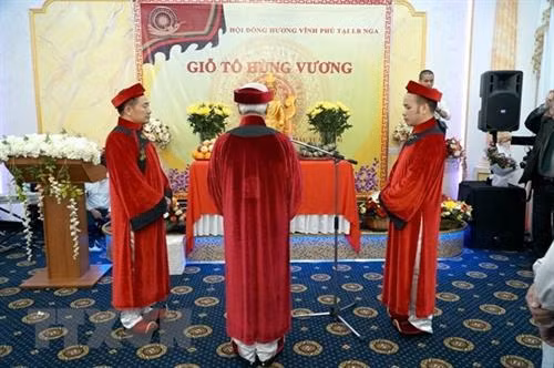 祭祀仪式。(图片来源:越通社) 祭祀仪式。(图片来源:越通社)