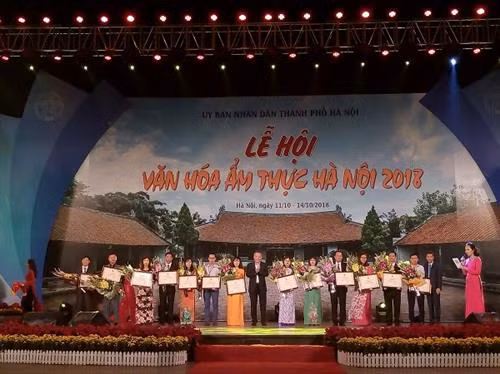 2018年河内美食文化节开幕式场景。 图自互联网