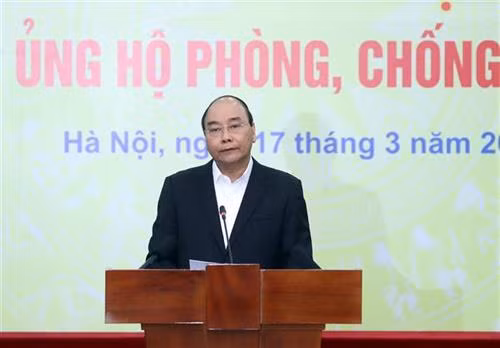 越南政府总理阮春福在活动上发表讲话。图自越通社 越南政府总理阮春福在活动上发表讲话。图自越通社