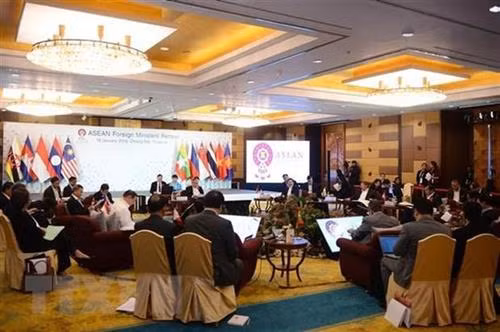 2019年东盟外长非正式会议场景。图自越通社