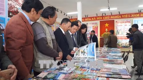 2018戊戌年林同省春节特刊展场景。（图片来源：越通社）
