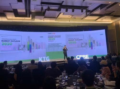 2020年工业地产论坛场景。图自越通社 2020年工业地产论坛场景。图自越通社