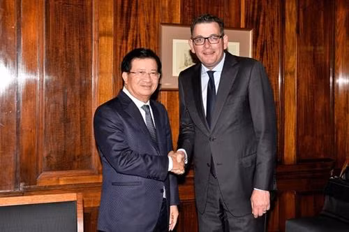 政府副总理郑廷勇对澳大利亚墨尔本市进行工作访问。图自越通社 政府副总理郑廷勇对澳大利亚墨尔本市进行工作访问。图自越通社