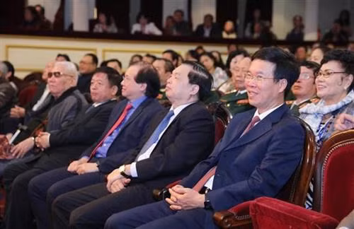 越共中央政治局委员、中央书记处书记、中央宣教部部长武文赏出席会议。图自越通社 越共中央政治局委员、中央书记处书记、中央宣教部部长武文赏出席会议。图自越通社