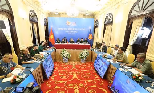 东盟国防高级官员视频会议(ADSOM)在河内开幕。图自越通社