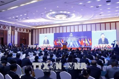 2018湄公河—澜沧江合作媒体峰会开幕式场景。（图片来源：越通社）
