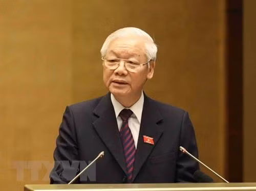 越共中央总书记、国家主席阮富仲发表关于建议国会批准CPTPP和其相关文件的呈文。图自越通社 越共中央总书记、国家主席阮富仲发表关于建议国会批准CPTPP和其相关文件的呈文。图自越通社