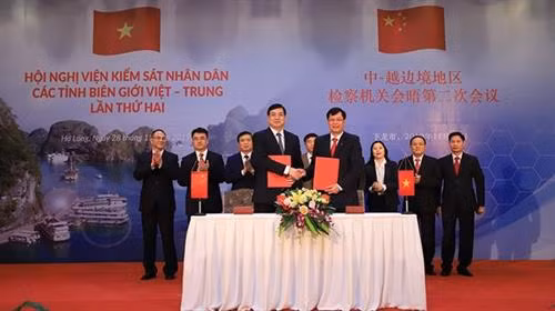 双方合作备忘录签署仪式。图自kiemsat.vn