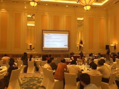 会议全景。图自越通社 会议全景。图自越通社