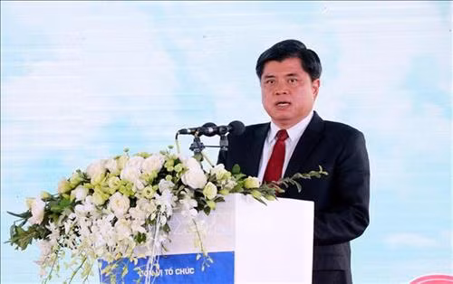 农业与农村发展部副部长陈青南发表讲话。图自因特网