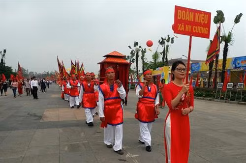 迎轿仪式场景 图自互联网