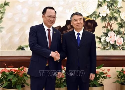 越南公安部副部长阮文成一行同中国公安部副部长刘钊 越南公安部副部长阮文成一行同中国公安部副部长刘钊