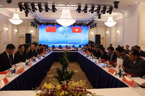 会议全景。(图片来源:越通社) 会议全景。(图片来源:越通社)