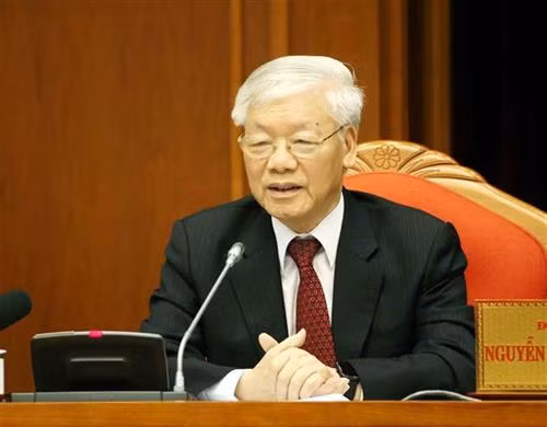 越共中央总书记、国家主席阮富仲主持闭幕式。图自越通社 越共中央总书记、国家主席阮富仲主持闭幕式。图自越通社