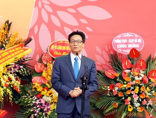 越南政府副总理武德儋在仪式上发表讲话。(图片来源:越通社) 越南政府副总理武德儋在仪式上发表讲话。(图片来源:越通社)