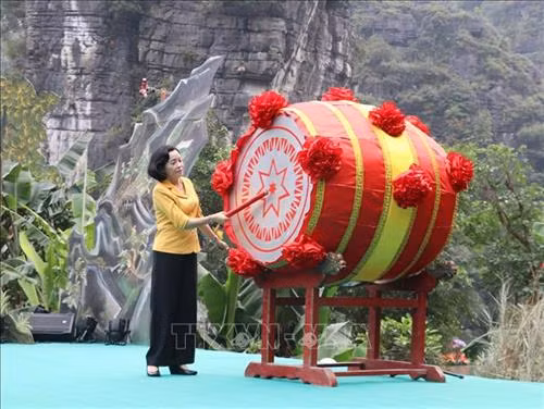 宁平省省委书记阮氏清。图自越通社 宁平省省委书记阮氏清。图自越通社