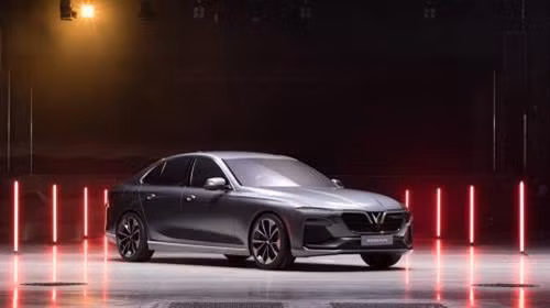 Sedan车型的名字为Lux A2.0。图自互联网
