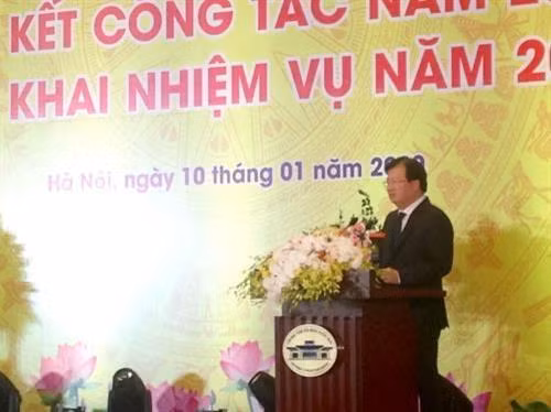 越南政府副总理郑廷勇在会上发言。图自互联网 越南政府副总理郑廷勇在会上发言。图自互联网