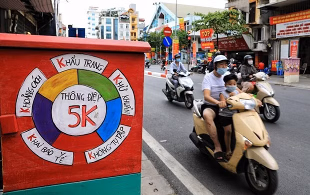 注重加快疫苗接种和严格执行 5K 原则以守护新冠疫防控成果