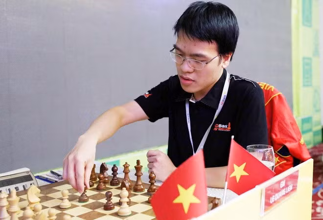 越南国际象棋特级大师黎光廉代替苏珊·波尔加成为美国韦伯斯特大学国际象棋队主教练