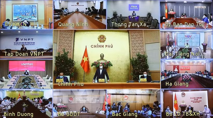 越南政府总理阮春福：迅速为人民开展新冠疫苗接种