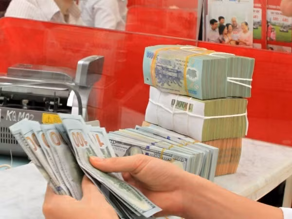 6月1日上午越盾对美元汇率中间价下调3越盾