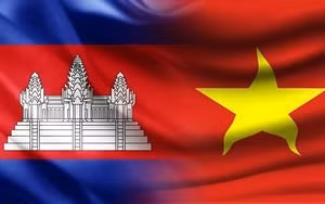 越柬两国领导人互致贺电 庆祝两国建交55周年