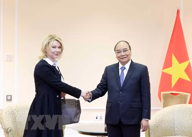 越南国家主席阮春福访问瑞士和俄罗斯：促进革新创新、加强战略互信