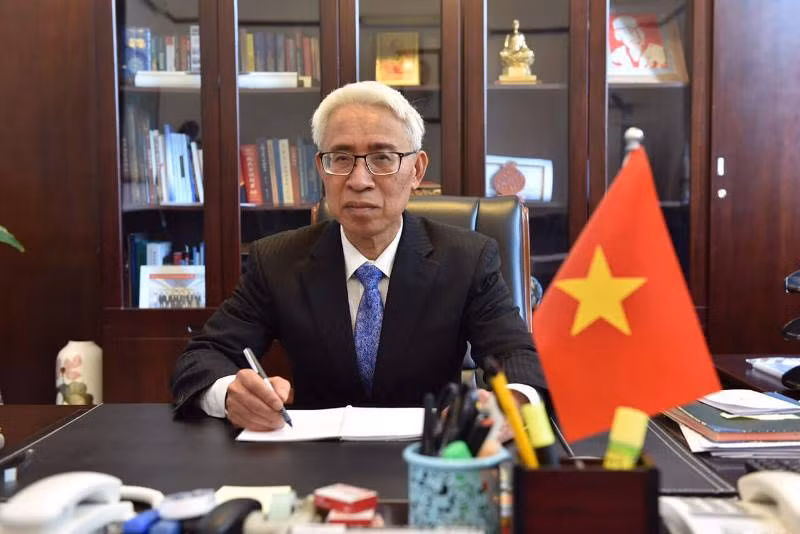 越南驻中国大使范星梅：越中关系继续保持稳定并有新进展