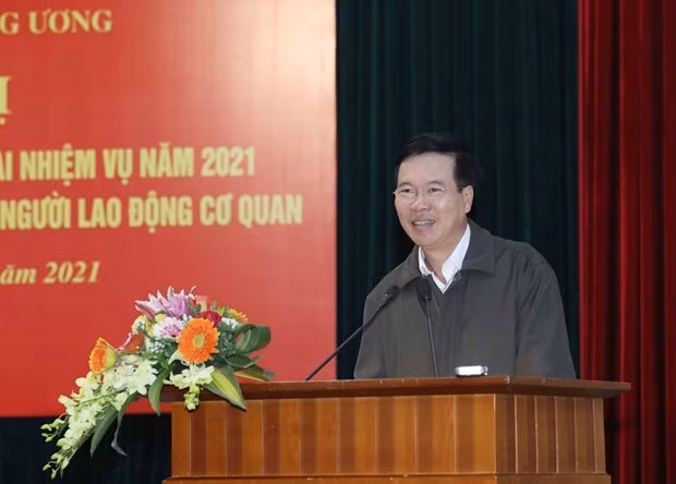 越共中央宣教部部长武文赏：尽早将越共十三大新闻中心投入运行