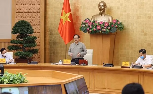 政府总理范明政：继续从严从紧抓好疫情防控措施