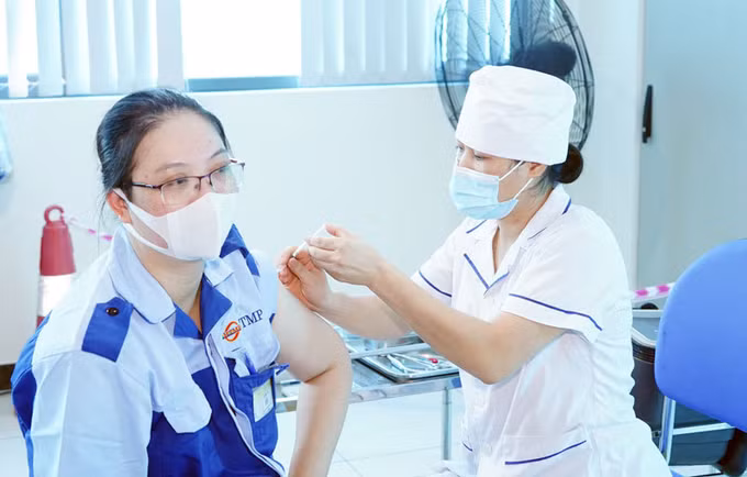 河内市助力企业实施抗击疫情与维持生产活动的双重目标 ảnh 2