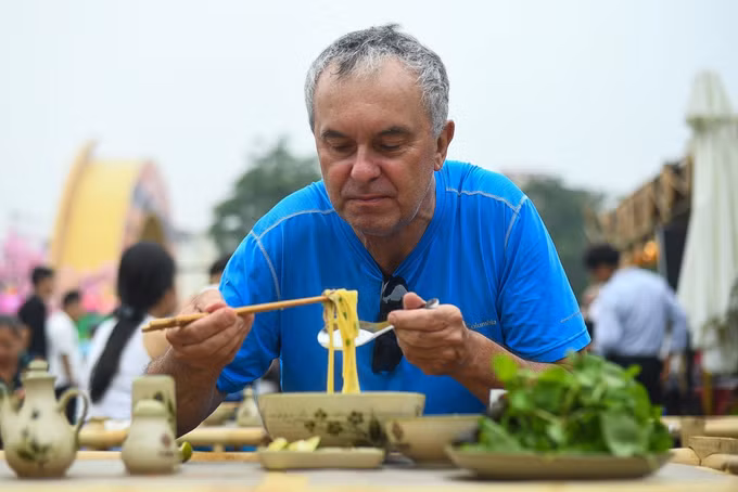 玉米河粉--河江省岩石高原的特产 ảnh 1