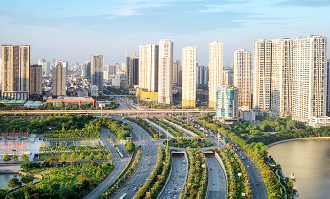 2023年,河内市努力将地区生产总值增长率确定在7.0%以上。图自越通社 河内市委书记丁进勇:首都河内扬帆起航 奋力书写新年新篇章 ảnh 2