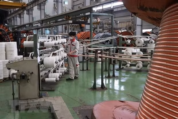 9月政府例行记者会：预测2022年GDP增长的两种情景 ảnh 1